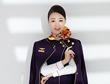 梁  艺   现就业云南祥鹏航空公司乘务员